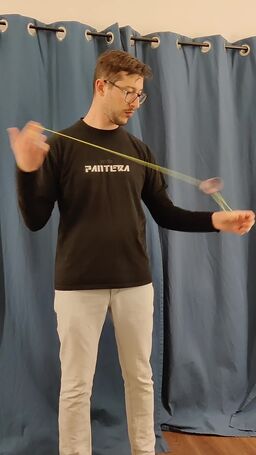 Feran performing Hashbrowns trick